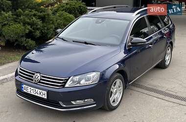 Универсал Volkswagen Passat 2013 в 