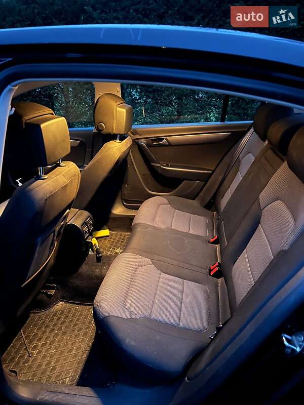 Седан Volkswagen Passat 2012 в Львове фото 10 Седан Volkswagen Passat 2012 в Львове