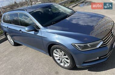 Универсал Volkswagen Passat 2014 в 