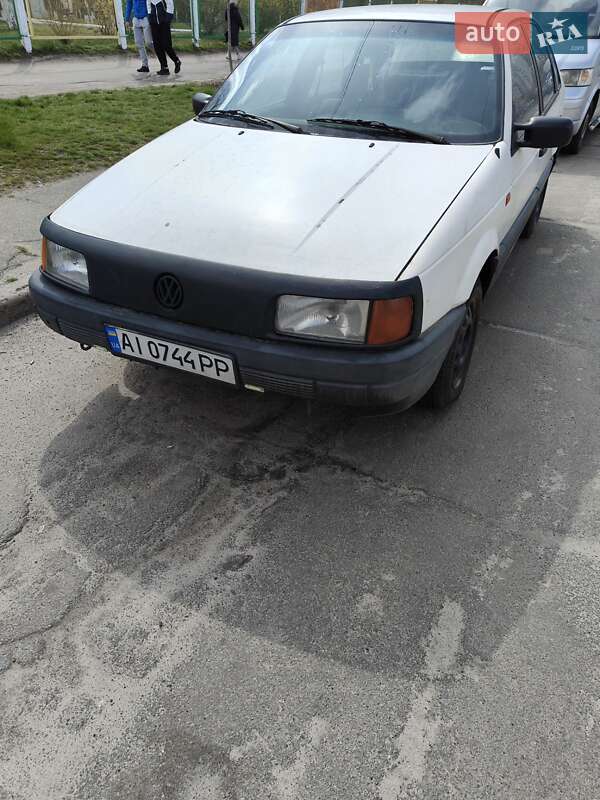 Седан Volkswagen Passat 1991 в Броварах
