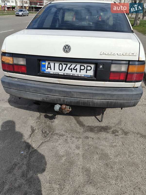 Седан Volkswagen Passat 1991 в Броварах