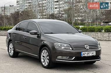 Седан Volkswagen Passat 2012 в 