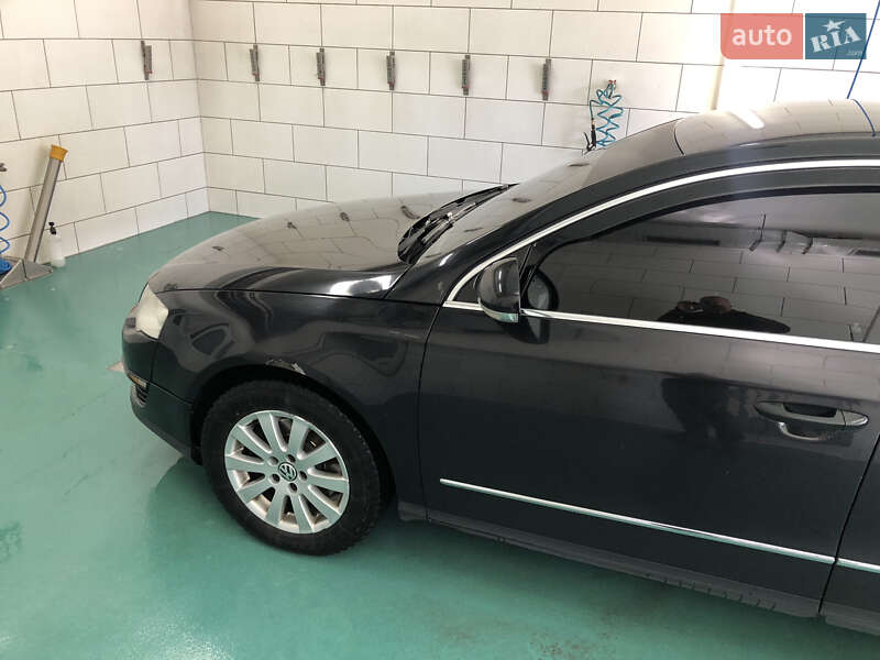 Седан Volkswagen Passat 2010 в Шептицькому