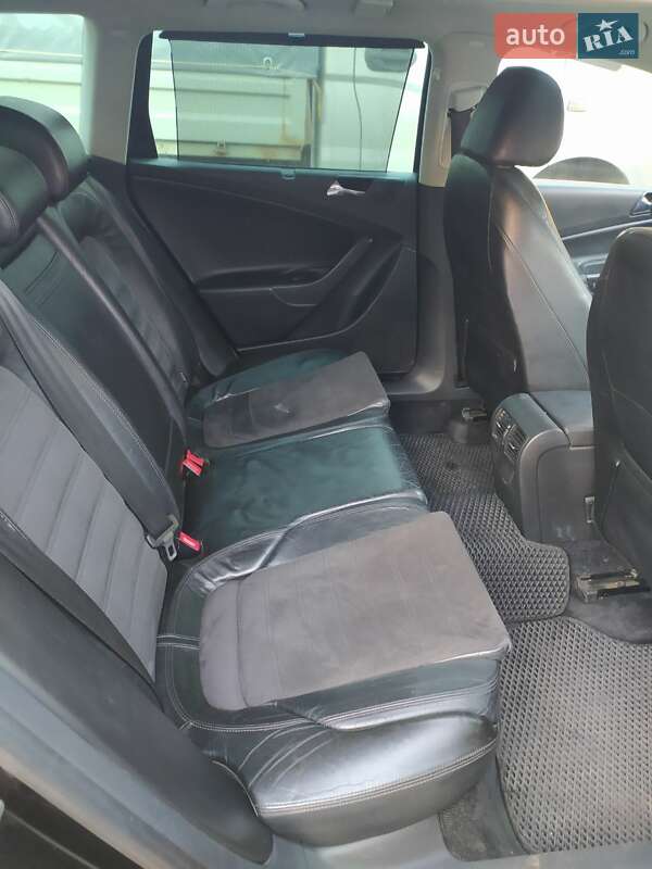 Універсал Volkswagen Passat 2006 в Києві