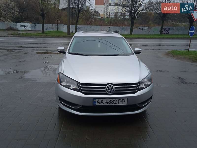 Седан Volkswagen Passat 2013 в 