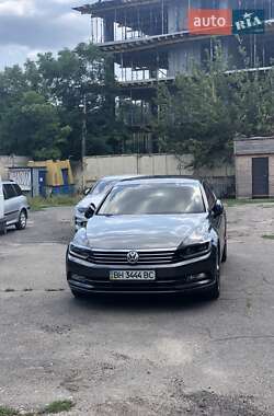 Седан Volkswagen Passat 2016 в 