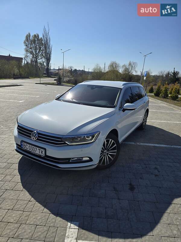 Універсал Volkswagen Passat 2018 в Львові фото 2 Універсал Volkswagen Passat 2018 в Львові