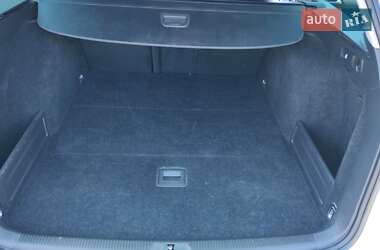 Універсал Volkswagen Passat 2013 в 