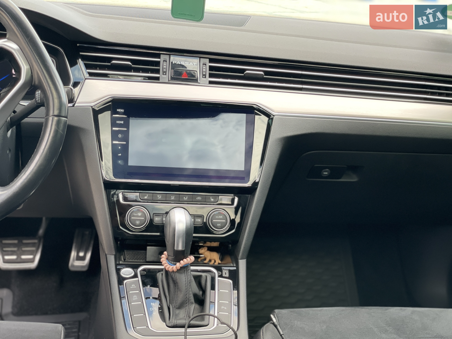 2020 Volkswagen Passat - мініатюра 13