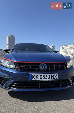 Седан Volkswagen Passat 2017 в 