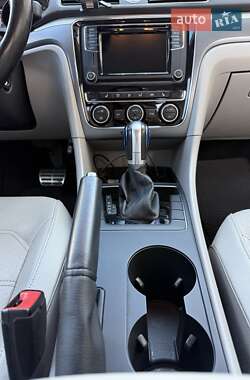 Седан Volkswagen Passat 2017 в 