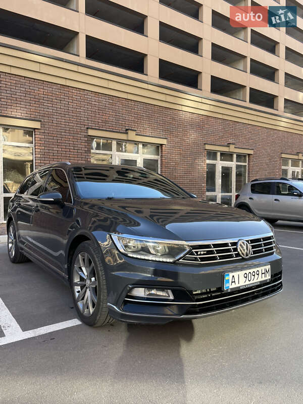 Универсал Volkswagen Passat 2017 в Киеве