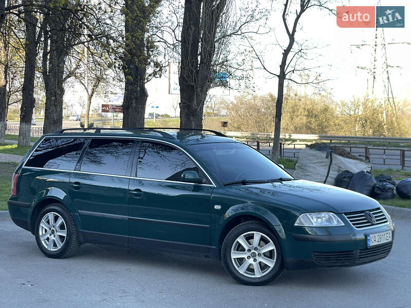 Універсал Volkswagen Passat 2002 в Києві