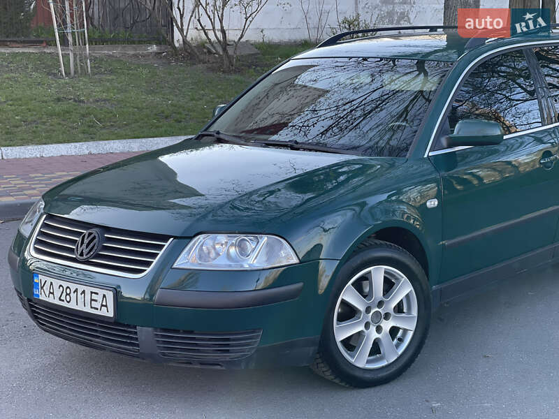 Універсал Volkswagen Passat 2002 в Києві