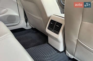 Седан Volkswagen Passat 2014 в 