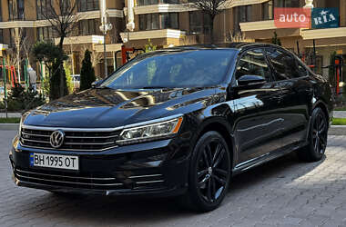 Седан Volkswagen Passat 2017 в 