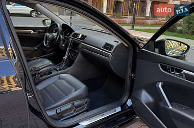 Седан Volkswagen Passat 2017 в 