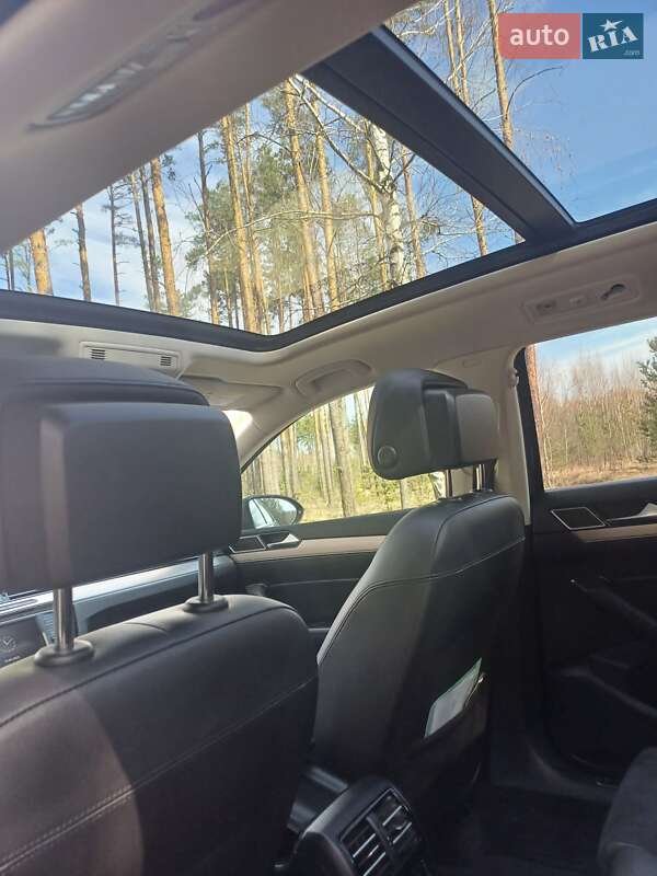 Універсал Volkswagen Passat 2015 в Коростені