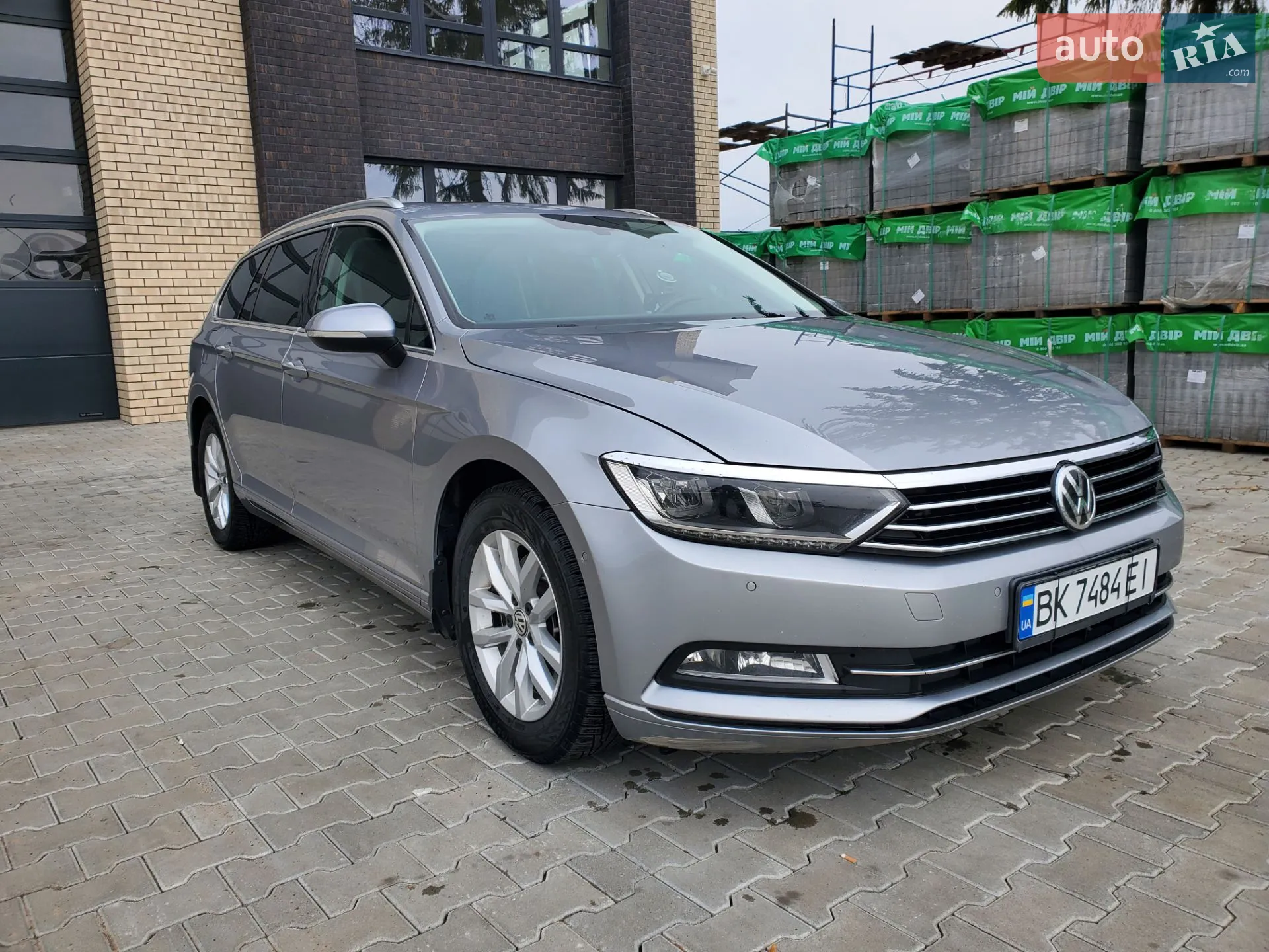 2017 Volkswagen Passat - фото 1