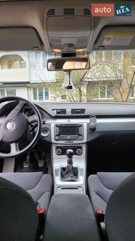 Універсал Volkswagen Passat 2010 в Ковелі