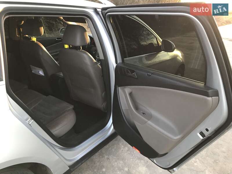 Универсал Volkswagen Passat 2006 в Львове