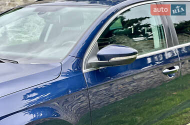 Универсал Volkswagen Passat 2013 в 