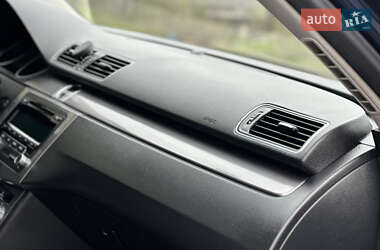 Универсал Volkswagen Passat 2013 в 