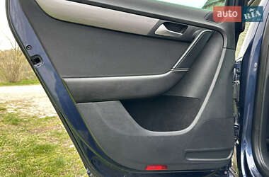Универсал Volkswagen Passat 2013 в 