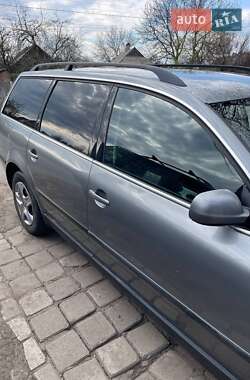 Универсал Volkswagen Passat 2002 в 