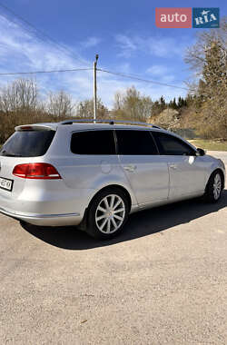 Универсал Volkswagen Passat 2012 в 