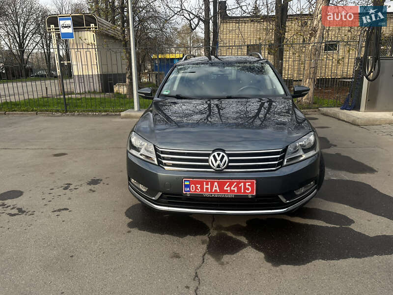 Универсал Volkswagen Passat 2011 в Кривом Роге