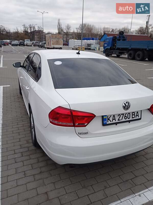 Седан Volkswagen Passat 2011 в Киеве фото 2 Седан Volkswagen Passat 2011 в Киеве
