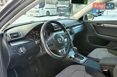 Універсал Volkswagen Passat 2011 в 