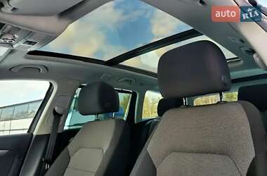 Універсал Volkswagen Passat 2011 в 