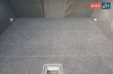 Універсал Volkswagen Passat 2011 в  фото 28 Універсал Volkswagen Passat 2011 в