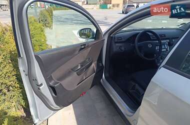 Седан Volkswagen Passat 2008 в 