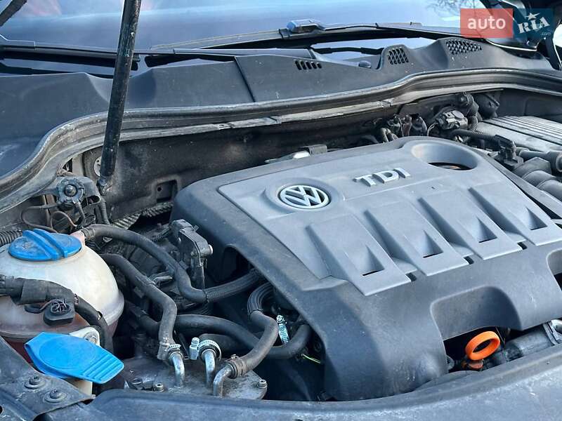 Универсал Volkswagen Passat 2012 в Белой Церкви фото 40 Универсал Volkswagen Passat 2012 в Белой Церкви