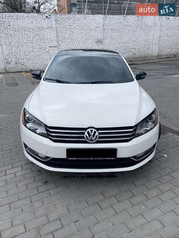Седан Volkswagen Passat 2014 в 