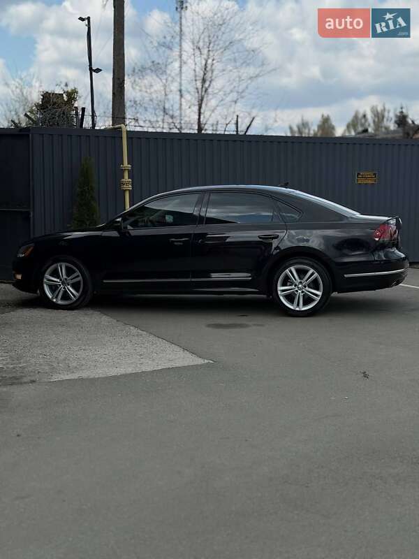 Седан Volkswagen Passat 2013 в Дніпрі