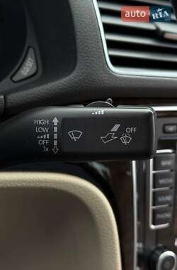 Седан Volkswagen Passat 2013 в 