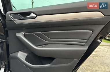 Седан Volkswagen Passat 2021 в 