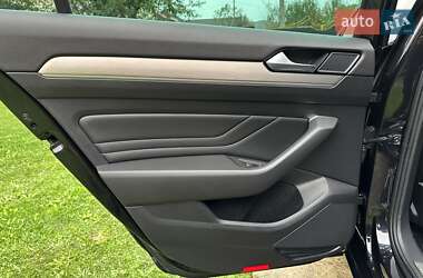 Седан Volkswagen Passat 2021 в 