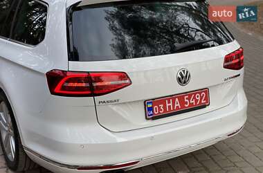Универсал Volkswagen Passat 2015 в 