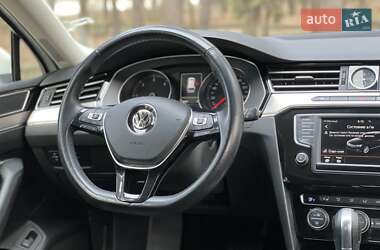 Универсал Volkswagen Passat 2015 в 