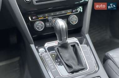 Универсал Volkswagen Passat 2015 в 