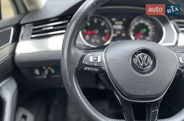 Универсал Volkswagen Passat 2015 в 