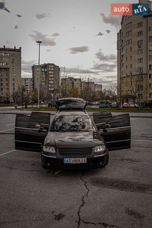 Універсал Volkswagen Passat 2004 в Підлужжі