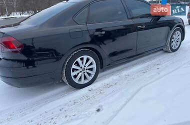 Седан Volkswagen Passat 2013 в 