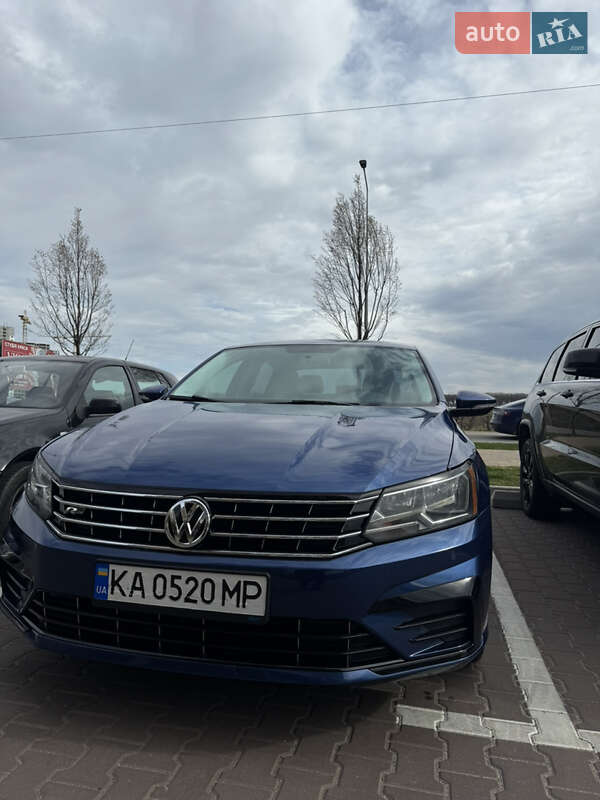 Седан Volkswagen Passat 2016 в 