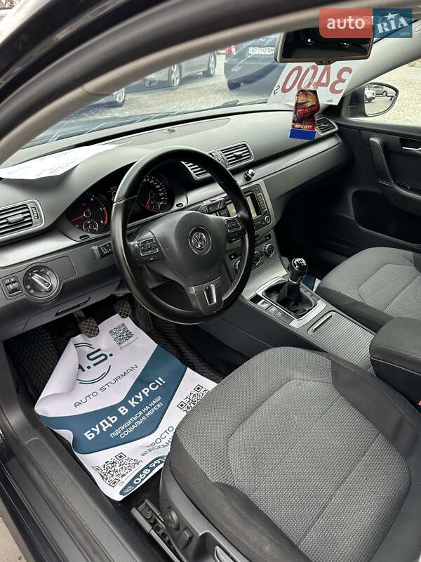 Універсал Volkswagen Passat 2012 в Кривому Розі
